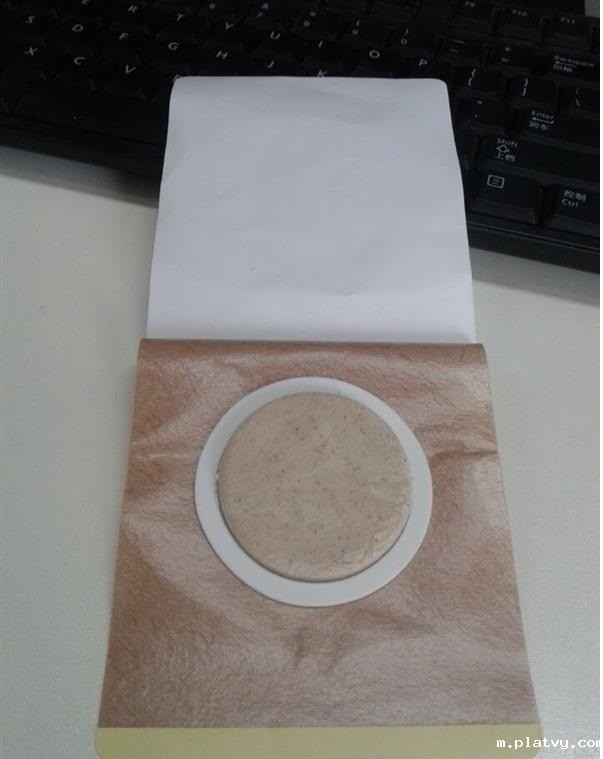 向大家介绍一下我厂黑膏药布的巨大优越性